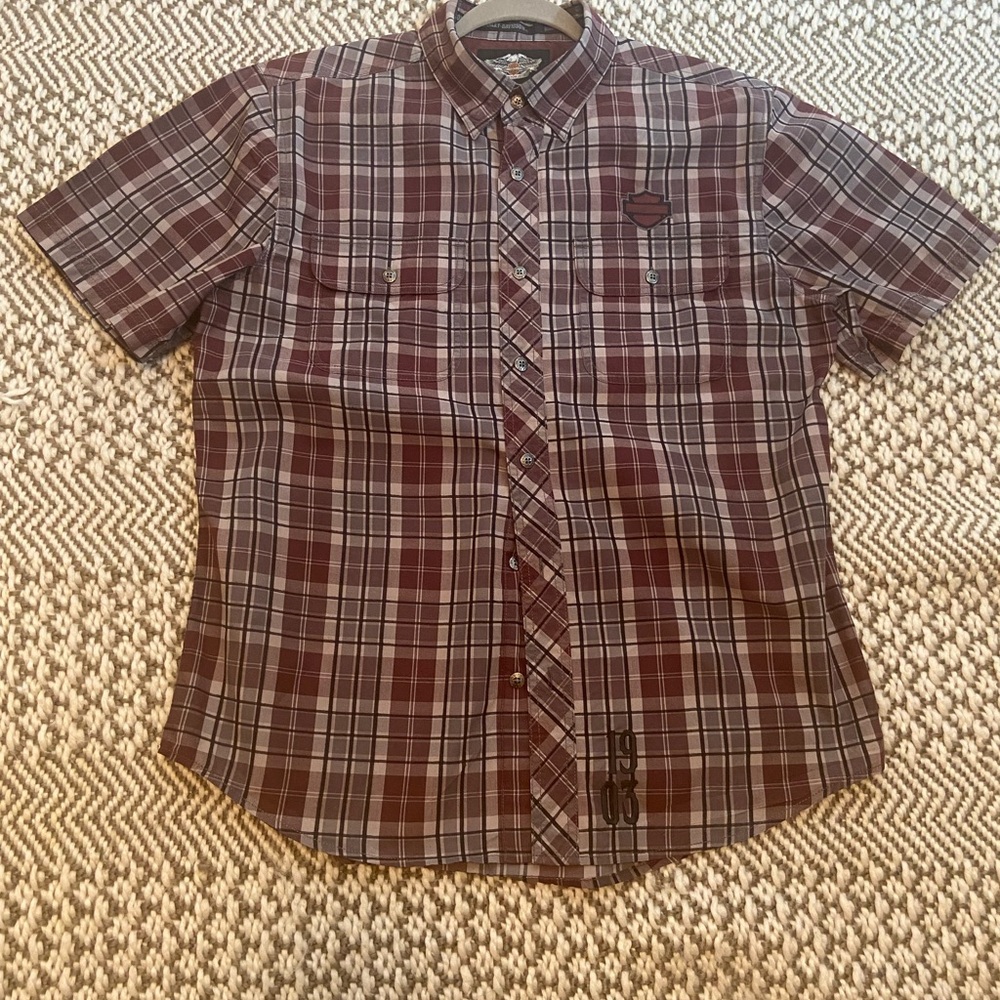 Harley Davidson Plaid Men's  button down cropped Shirt size L. Embroidered Logo